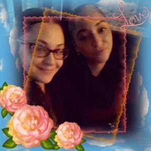 Meet your Posher, Desiree